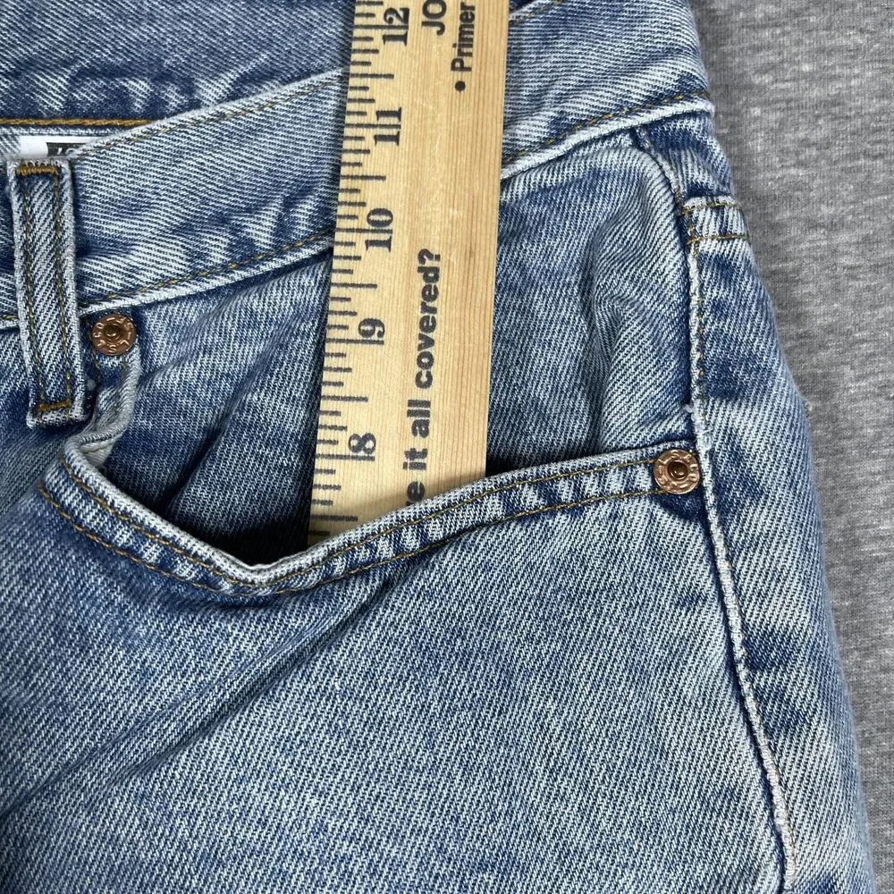 Vintage Levi's 550 Jeans Mens 33x32 Blue Light Wash Relaxed Straight Denim